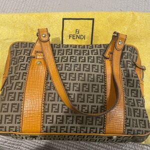 Fendi Black and Brown Shoulder Bag